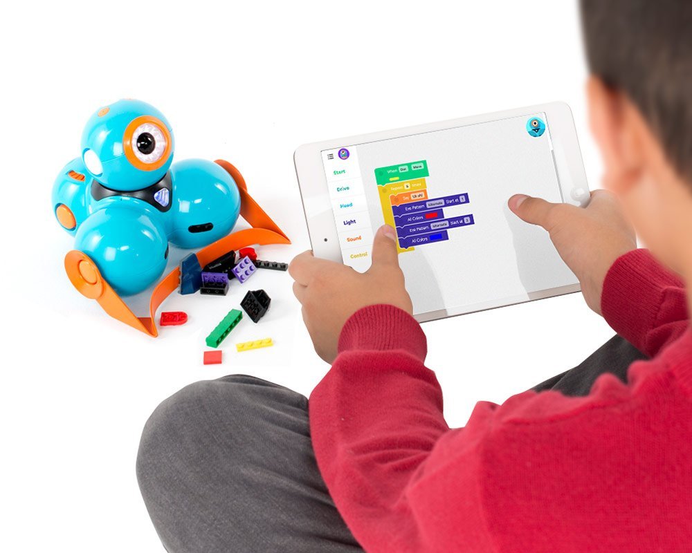 Dash & Dot: Robots helping kids learn to code 